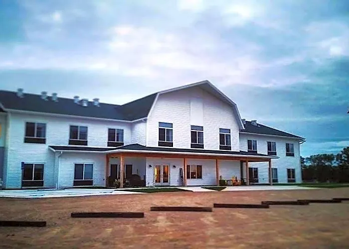 The Inn At Dunvilla, An Ascend Hotel Collection Member Pelican Rapids